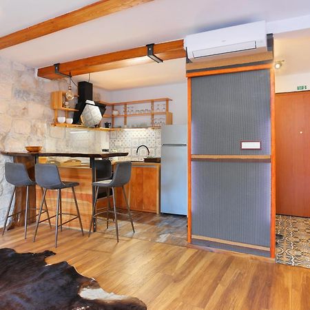 Apartments With A Parking Space Omis - 19051 מראה חיצוני תמונה