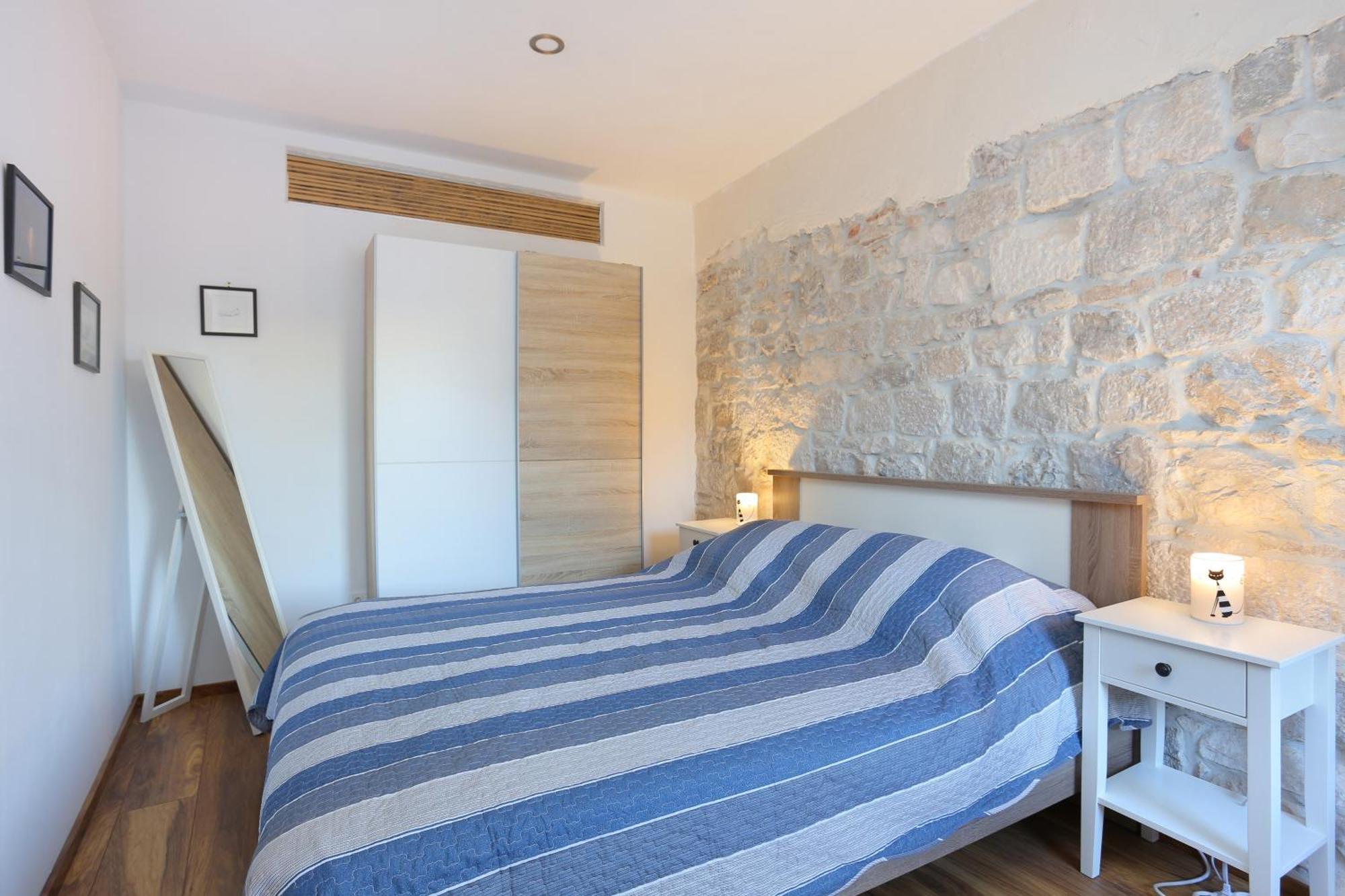 Apartments With A Parking Space Omis - 19051 מראה חיצוני תמונה